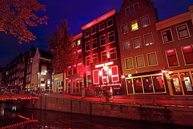 Private Amsterdam Red Light District and Coffee Shop Tour With Expert Guide