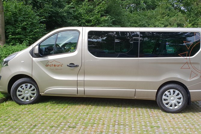 Private Arrival Transfer: From Geneva Airport to Vevey