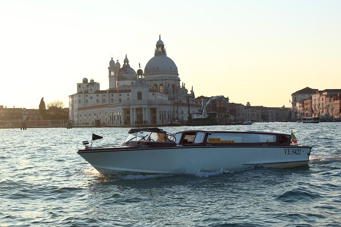 Private Arrival Transfer: Treviso Airport to Venice Hotels