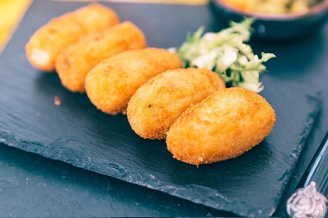 Private Audio Guided Walking Tour in Amsterdam - Meeting and Pickup