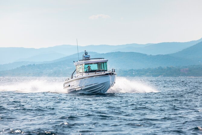 Private Axopar 28 Speedboat Trip in Santorini W/ Snacks & Drinks - Good To Know