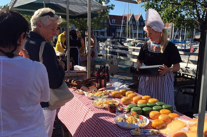 Private Bus or Car Tour Volendam (Fishing Village) 4hrs 1-15 Pers - Pickup Details and Cancellation Policy