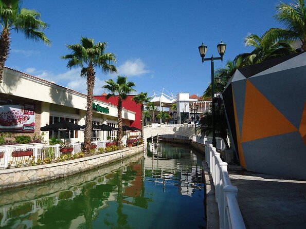 Private Cancun Shopping and City Tour