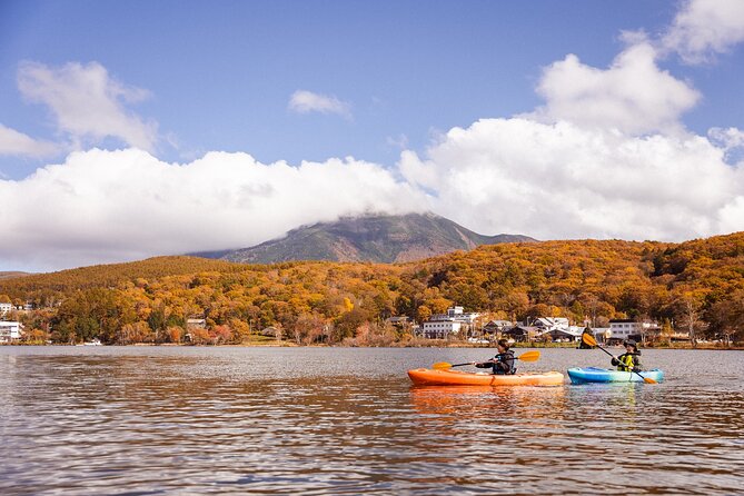 Private Canoeing in Lake Shirakaba With Lunch - Good To Know