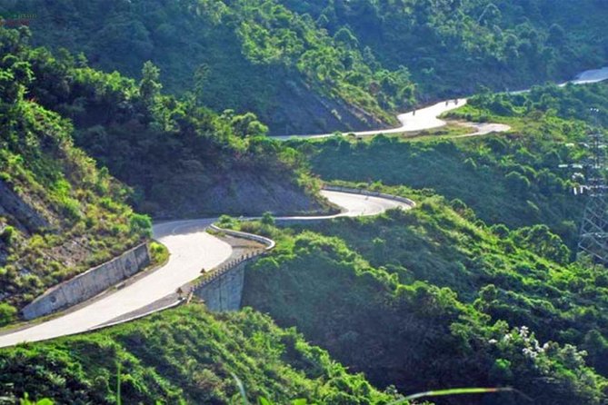 Private Car Transfer Hue – Hoi an Through Hai Van Pass With Sightseeing