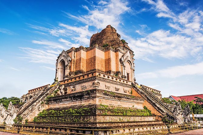 Private Chiang Mai City Tour Including Wat Doi Suthep, Wat Suan Dok (Sha Plus)