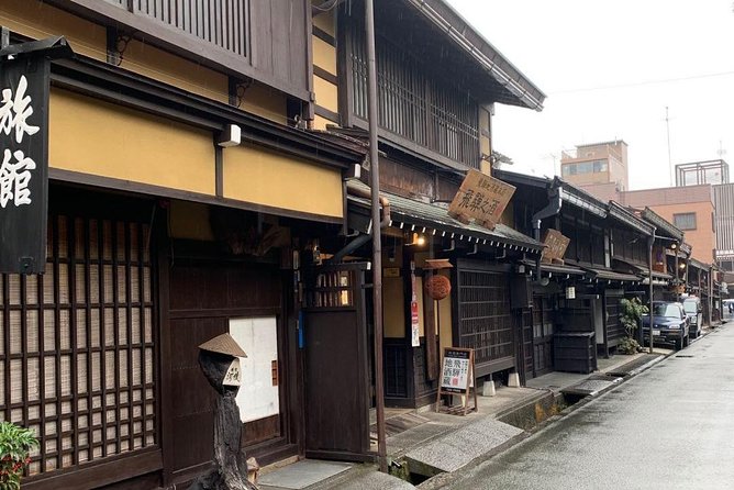 Private Departure Transfer From Kobe City & Arima Onsen to Kansai Airport