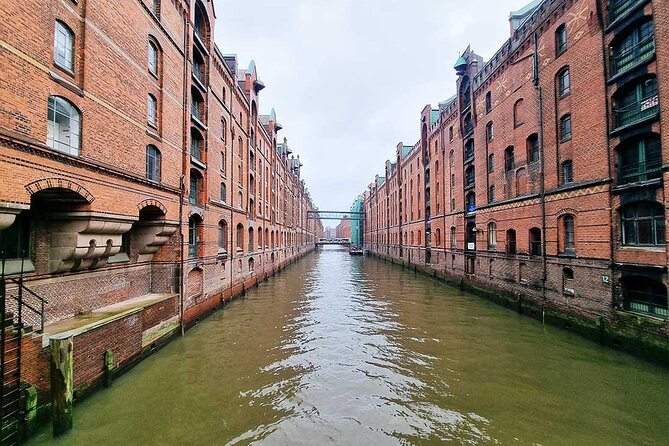 Private Digital Scavenger Hunt in the Hamburg Warehouse District