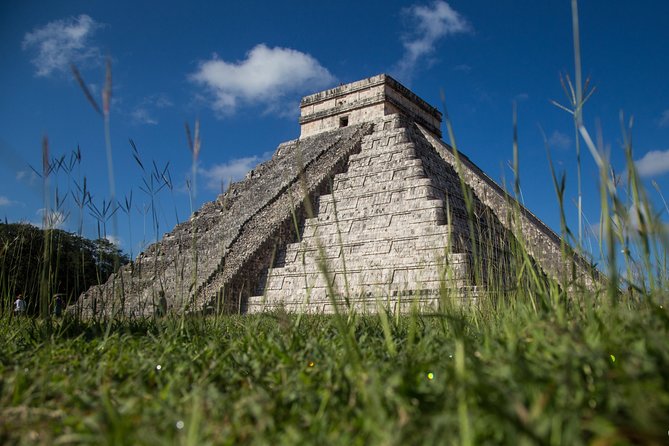 Private Excursion to Chichen Itza Valladolid Breathtaking Cenote