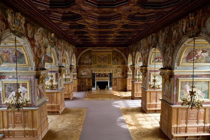 Private Fontainebleau With Minivan - Good To Know