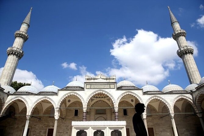 Private Full-Day Strolling Through the Old Markets of Istanbul - The Grand Suleymaniye Mosque