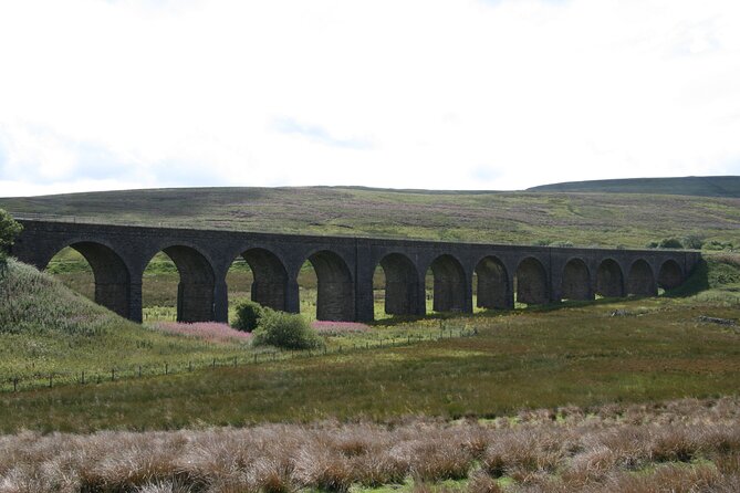 Private Full Day Tour of the Yorkshire Dales From the Lake District