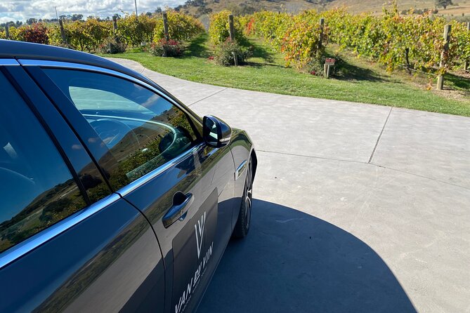 Private Full-Day Wineries Tour With Lunch, Canberra Region
