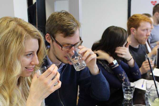 Private Gin Tasting With a Professional Bartender in Trier