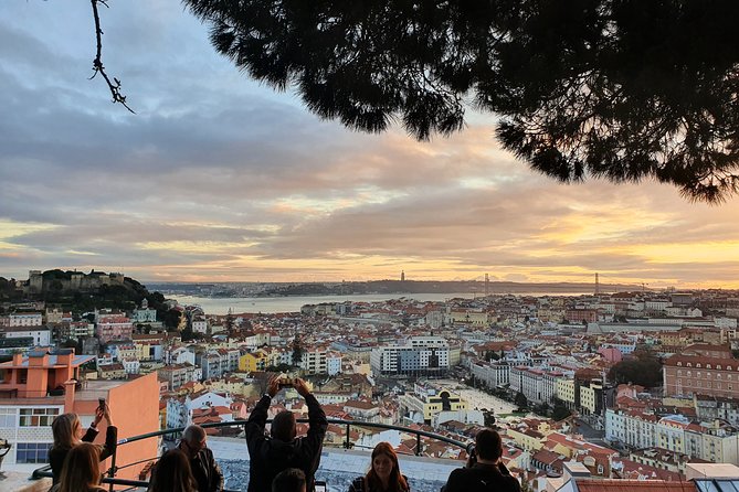 Private Guided Electric Tuk Tuk Tour of Historic Lisbon With 2.5 Hours