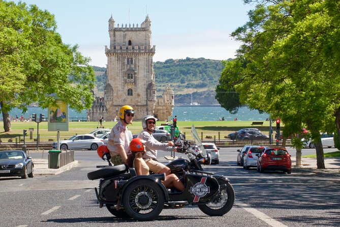 Private & Guided Tour of Lisbon and Belem in Side-Car