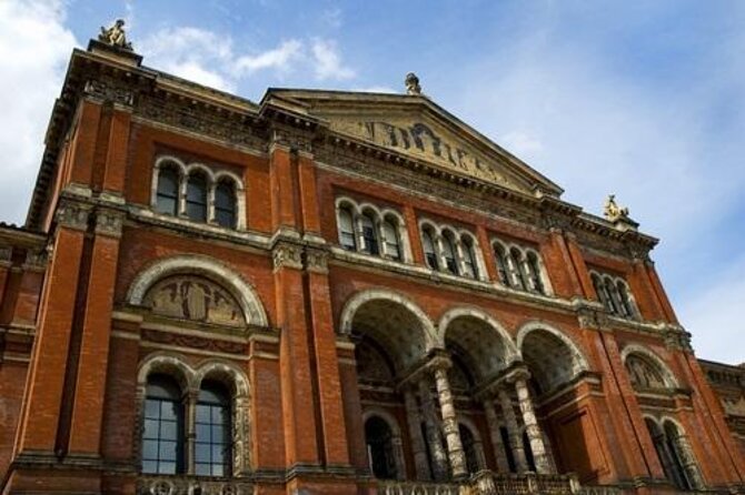 Private Guided Tour of The Victoria and Albert Museum - 3 Hour