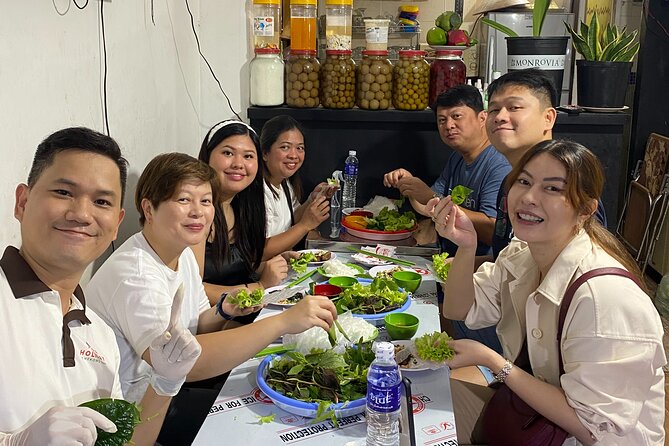 Private Half-Day Bike Tour in Saigon With Guide