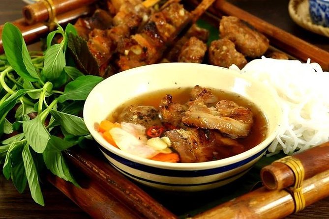 Private Hanoi Street Food Tour (from 17:30 to 20:00 - Daily) - Tour Highlights