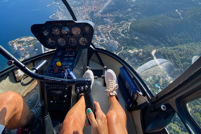 Private Helicopter Initiation Flight In The Bay of Cannes