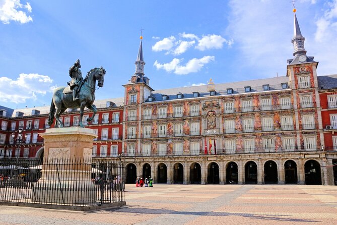 Private Hidden Gems Self-Guided Tour Game in Madrid - Overview and Benefits