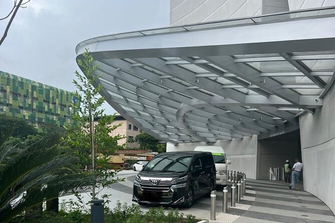 Private Limousine Transfer in Singapore