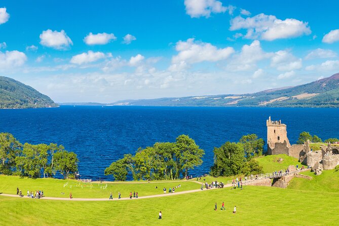 Private Loch Ness Day Tour in Luxury MPV From Glasgow