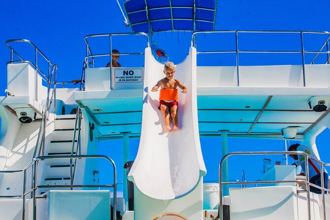 Private Luxury Party Boat With Slide - Boat Features and Amenities