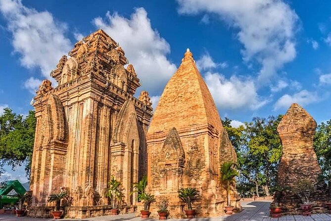 Private Nha Trang Half Day City Tour