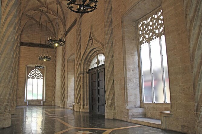 Private Night Tour Myths and Legends to the Moon of Valencia - Good To Know