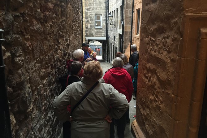 Private Old Edinburgh Tour - Walk in the Footsteps of Royals and Rogues! - Tour Details