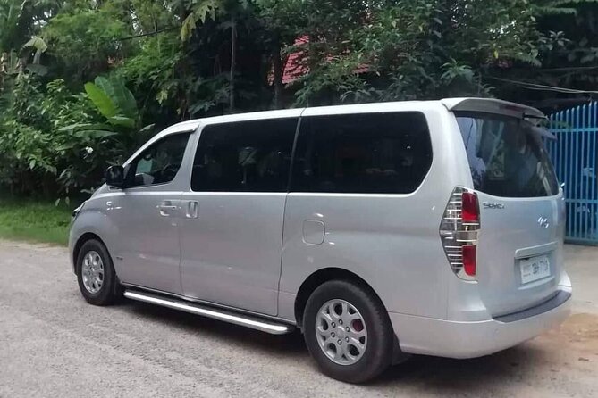 Private One-Way Arrival/Departure Transfer (Rep Airport and Siem Reap Town).