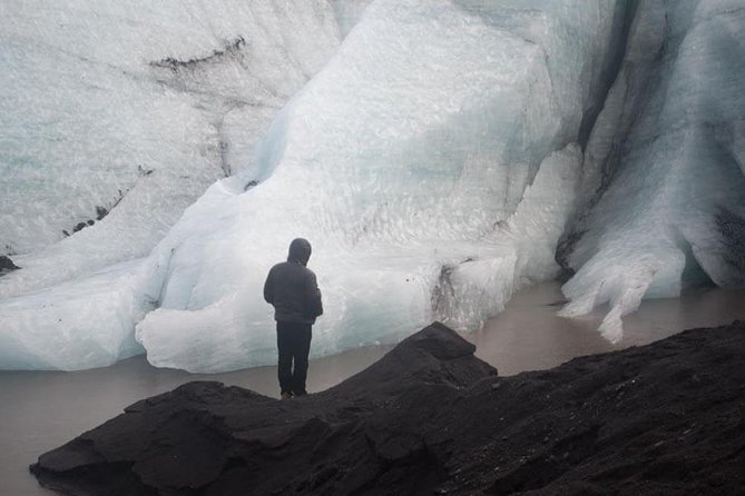 Private Photo Session With a Local Photographer in Reykjavík - Good To Know