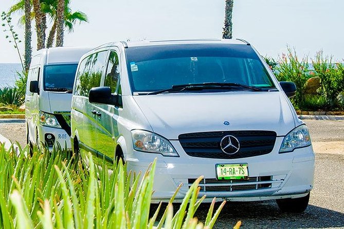 Private Round-Trip Airport Transfer Service to Cabo - San Jose Del Cabo Airport