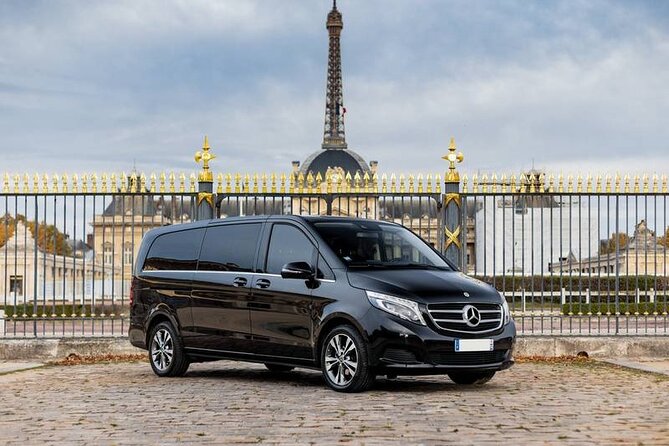 Private Round Trip Transfer Between Disneyland and the Airport