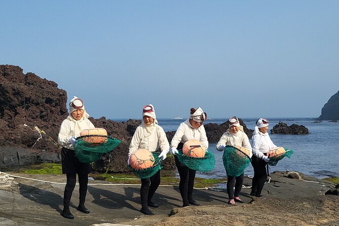 Private Round Trip Woman Diver Performance in Jeju Island
