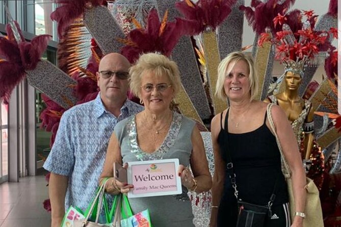 Private Roundtrip Airport Transfers Aruba - Professional Multilingual Driver
