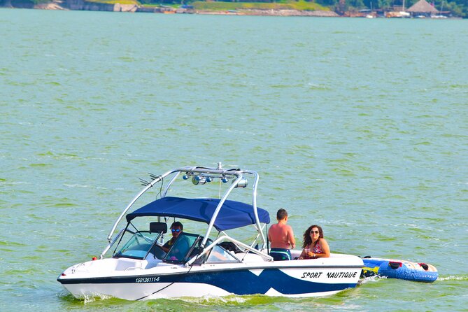 Private Ski Boat Tour in Valle De Bravo
