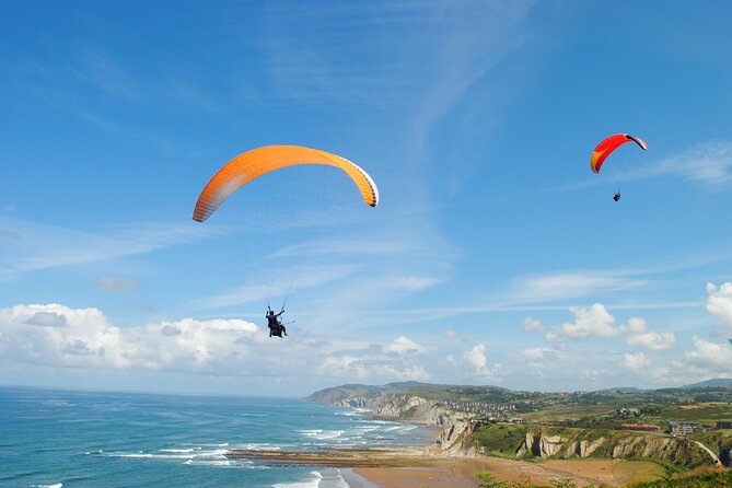 Private Tandem Paragliding Flight in Bizkaia