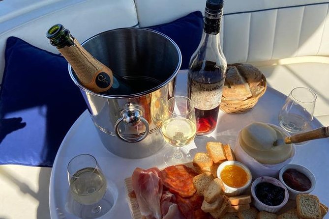 Private Tasting in the Douro (1 to 6 People) on a Yacht Just for You - Overview of the Private Tasting Experience
