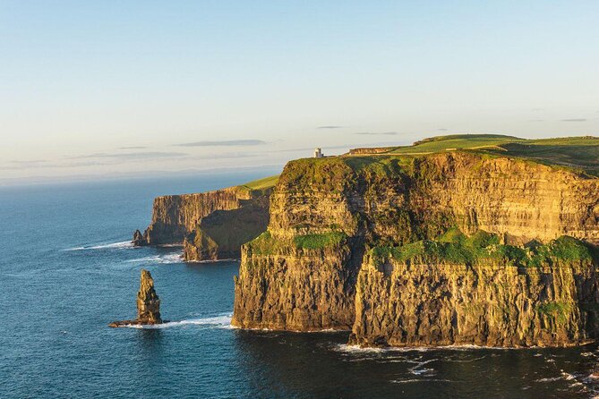 Private Tour From Cork to the Cliffs of Moher and Bunratty