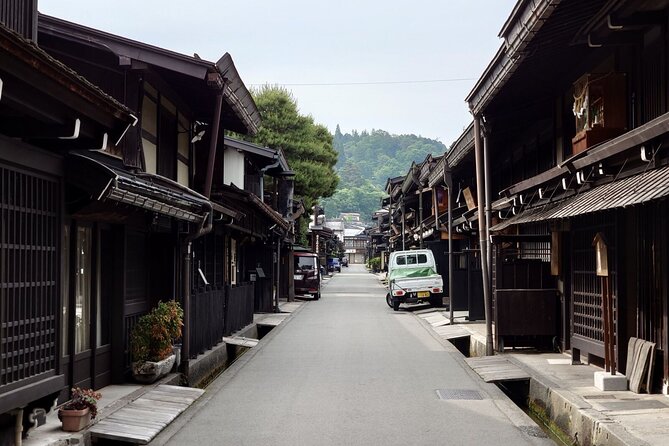 Private Tour From Takayama to Takayama and Shirakawago