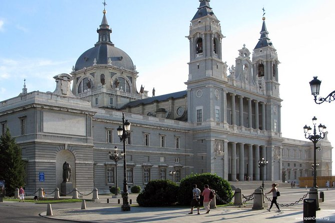 Private Tour: Madrid Car & Walk - Good To Know