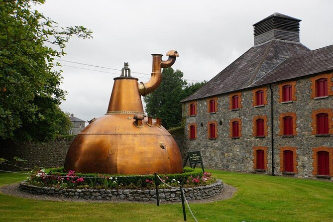 Private Tour of Blarney Castle, Jameson Distillery and Cobh