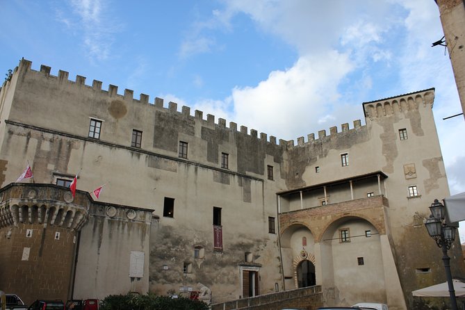 Private Tour of Pitigliano and Etruscan Cave Routes