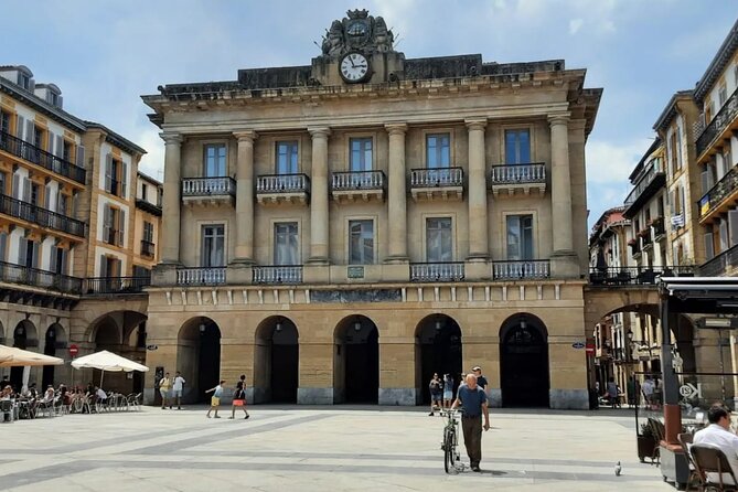 Private Tour of San Sebastian From Bilbao With Return by Coast. .