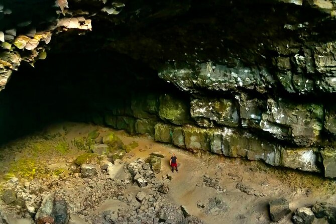Private Tour of the Atlantis Tunnel and La Corona Volcano
