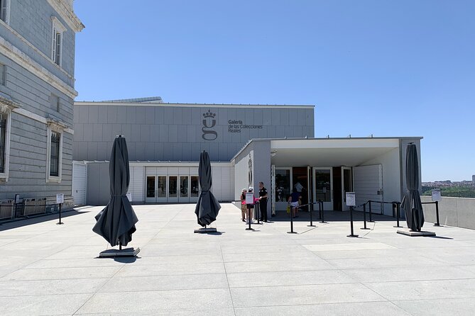 Private Tour of the Royal Collections Gallery With Hotel Pick-Up - Good To Know