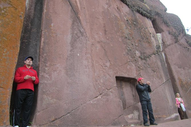 Private Tour to Aramu Muru Portal From Puno