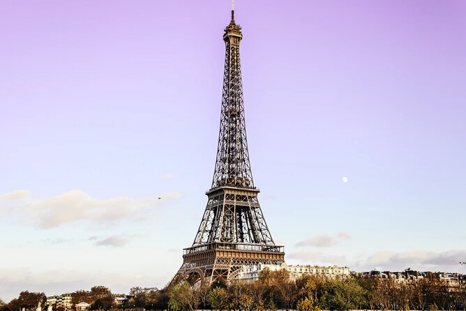 Private Tour to Eiffel and Montmarte Cheese With Wine Tasting